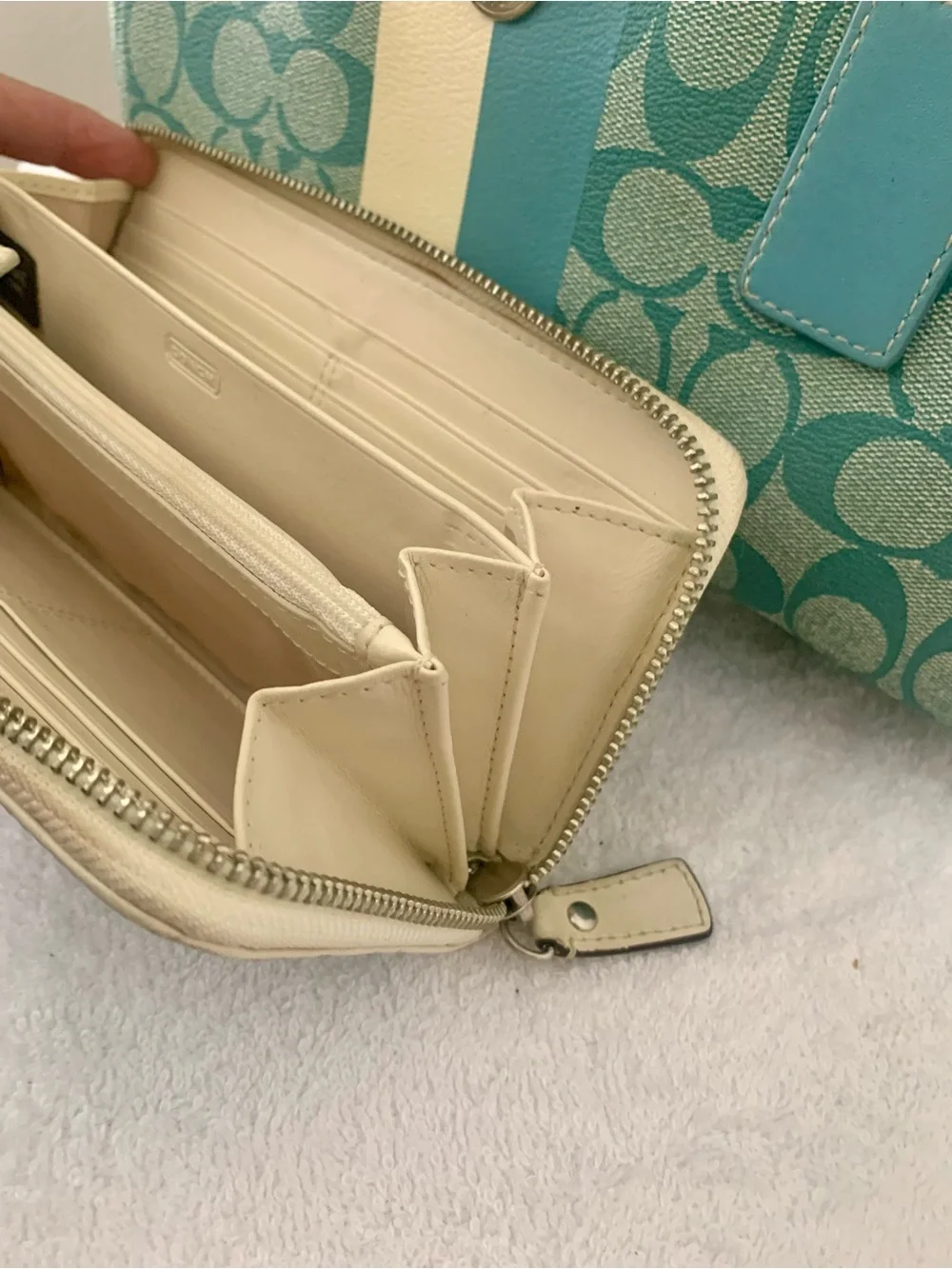 Coach Classic Signature Logo Satchel Purse & Wallet Set